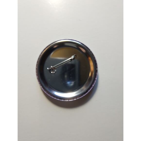 E.T. Extra-Terrestrial Licensed Button Badge 1982 Sci-Fi Pinback Vintage Alien - Picture 2 of 3